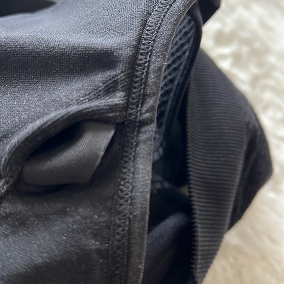 NEW New Balance Medium Impact Sports Bra with Removable Padding Black Size Small - Picture 5 of 9